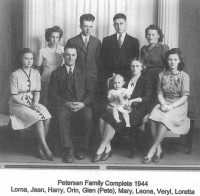 Harry Peterson Family - 1944