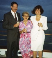 Sue Gordon and Tim Seehausen wedding 1972