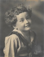 Warren M Gordon Jr ca 1920